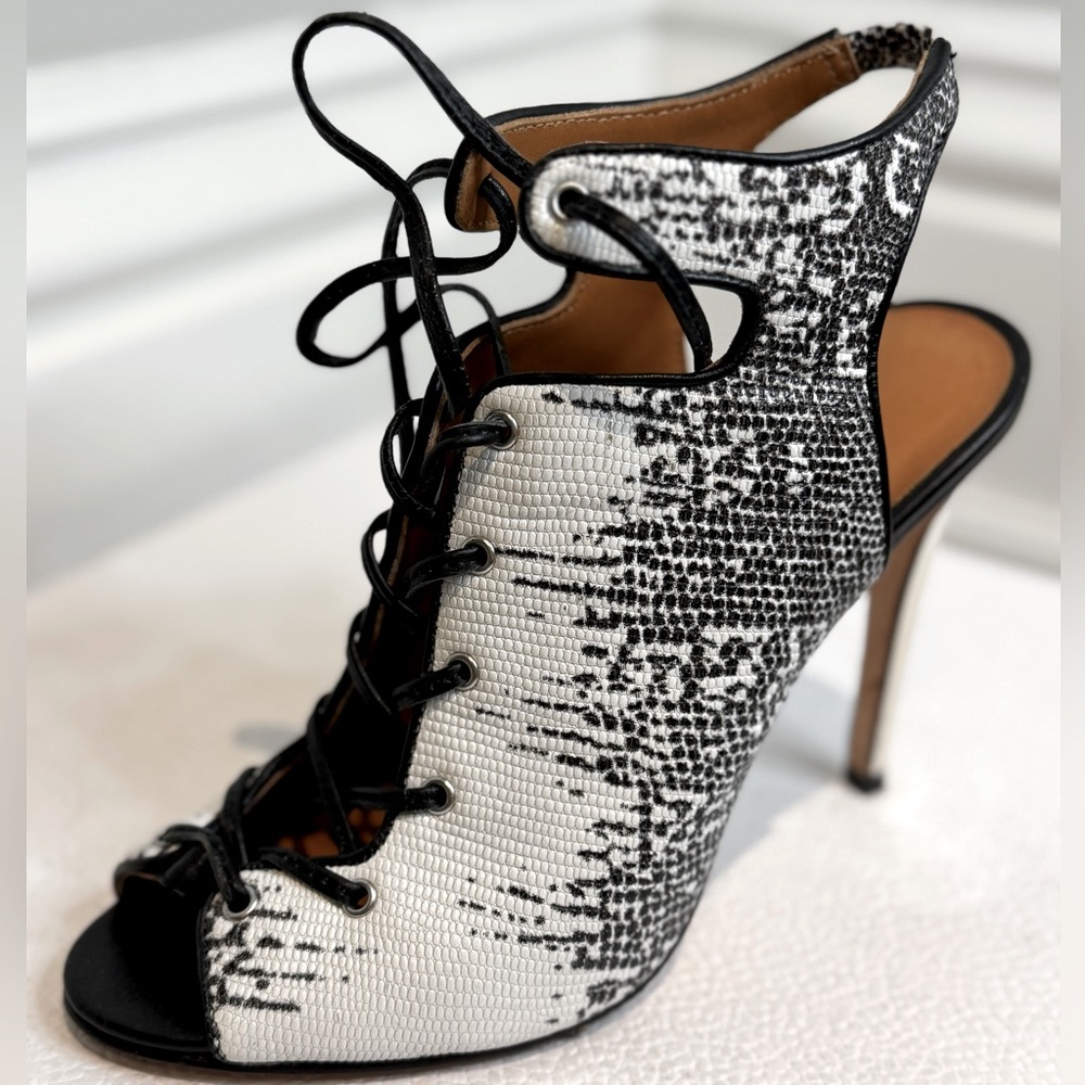 STUNNING SEXY Animal Primt And Chrome Stiletto Lace Up Heels Rebecca Minkoff